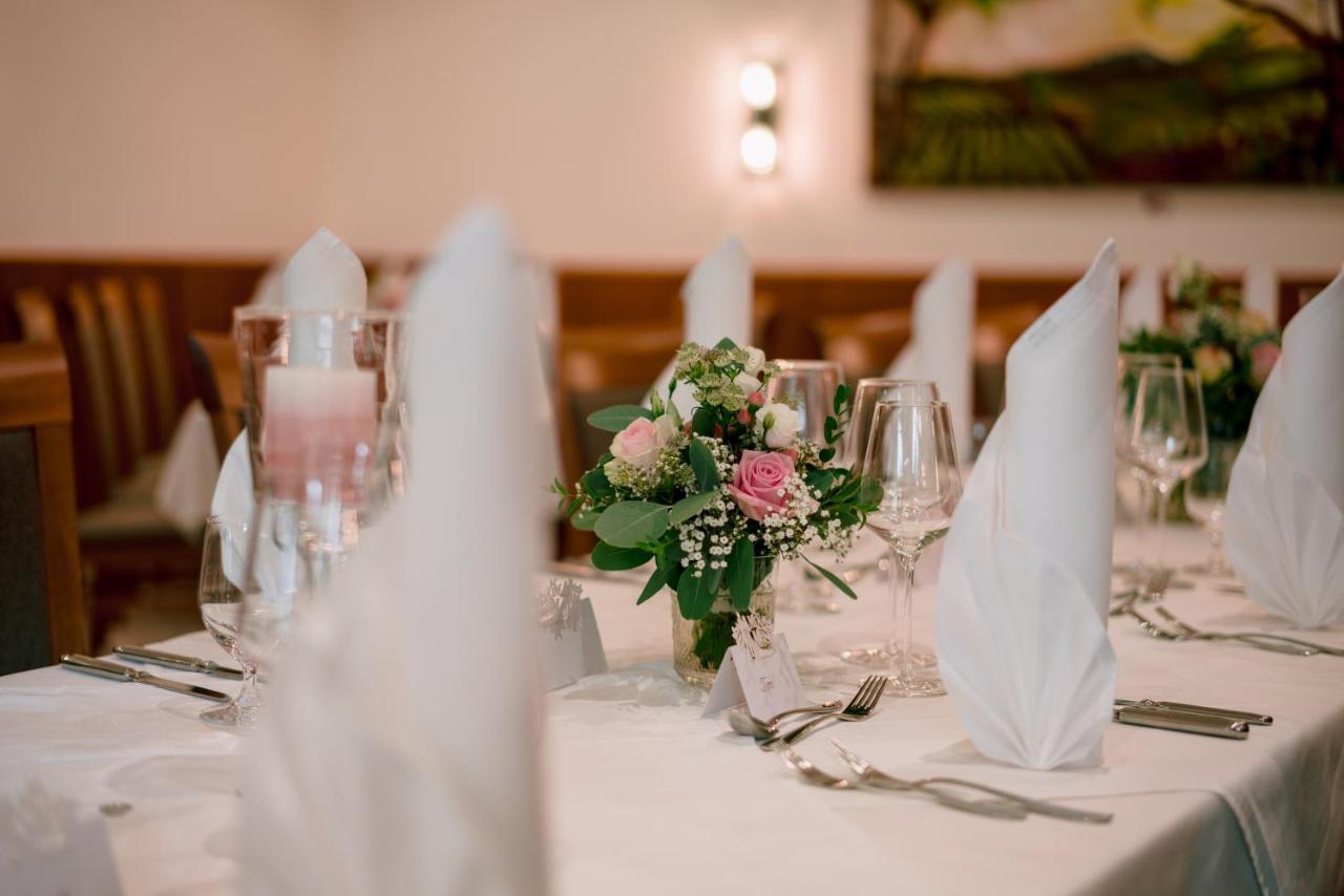 Gasthof-Restaurant Kollar Goebl Дойчландсберґ Екстер'єр фото