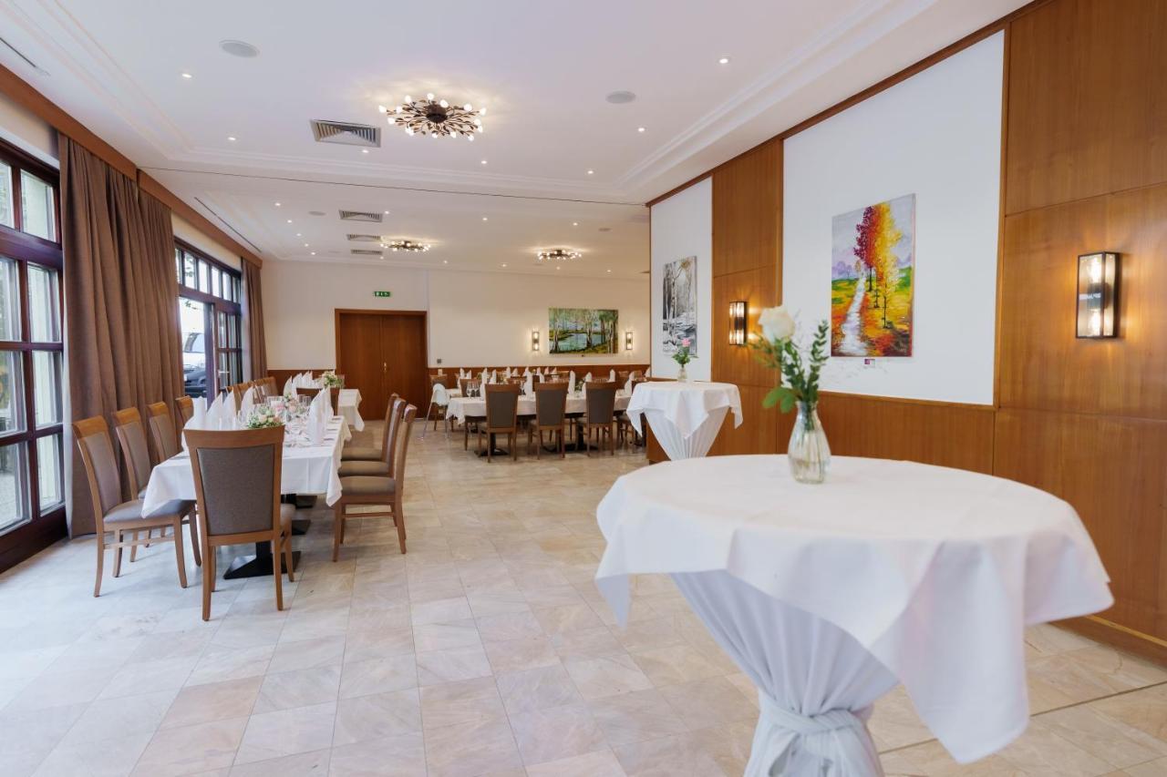 Gasthof-Restaurant Kollar Goebl Дойчландсберґ Екстер'єр фото